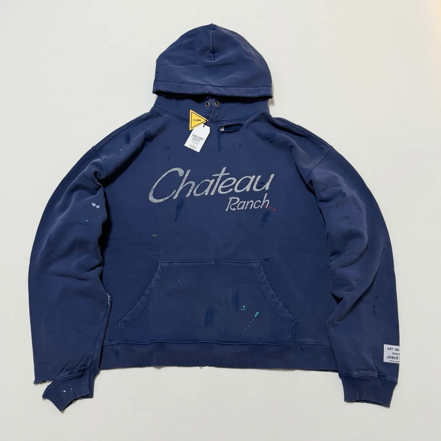 GALLERY DEPT. CHATEAU RANCH HOODIE/NAVY Horseshoe Winery Splash Ink Destroyed Hoodie Washed Blue S-XL Assute Reactive Dyes Ready-made Clothes Fade Process Post-Fry Color Processing Super Heavy and Cumbersome Too Many Cuts and Hanging Wormhole Destruction Process➕Hand-Splashed Ink Very Time-consuming and Labor-intensive Correct Version Original Main Mark➕Large Main Mark➕Yellow Wash Mark The original BOXY short and wide version has not been changed at all. God-cut. Authentic level printing process. Post-washing treatment to show natural aging effect.